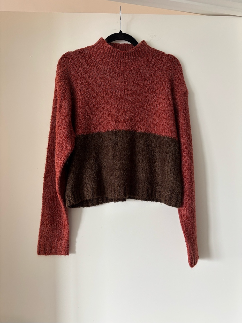Rust Two-Tone Knit Sweater with Brown Hem